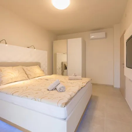 Apartament Abros