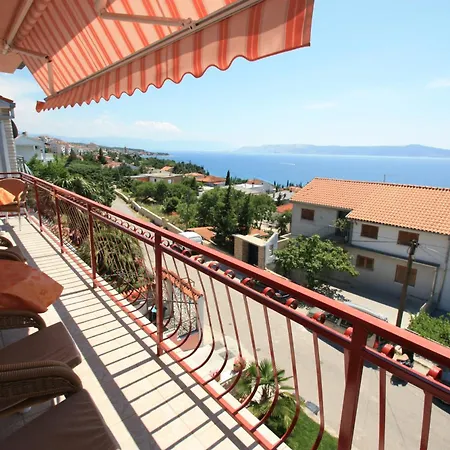 Abros Apartment