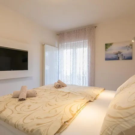 Apartment Abros *