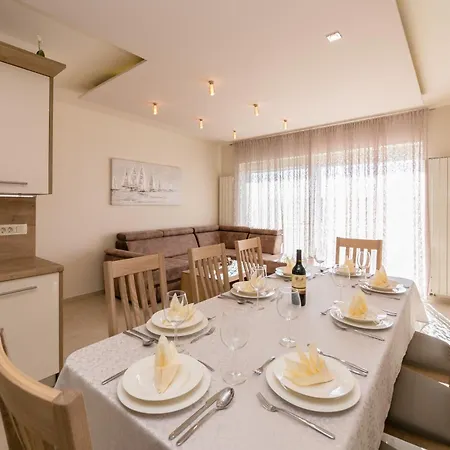 Abros Apartment